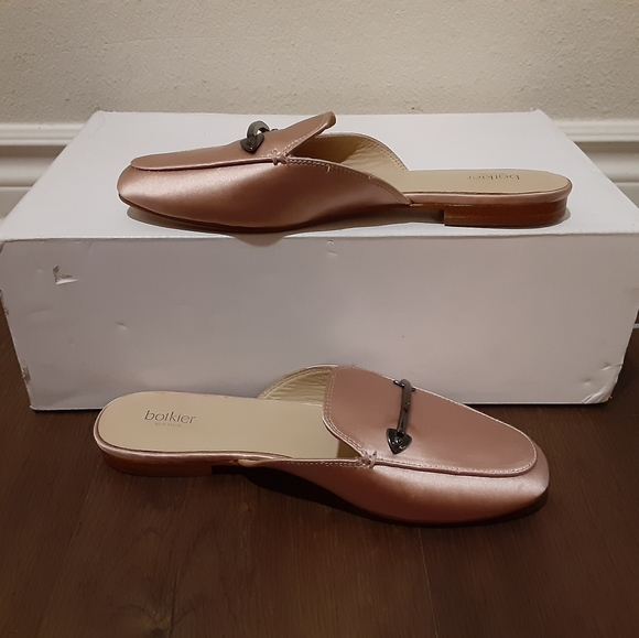 Botkier - Picture 2 of 8